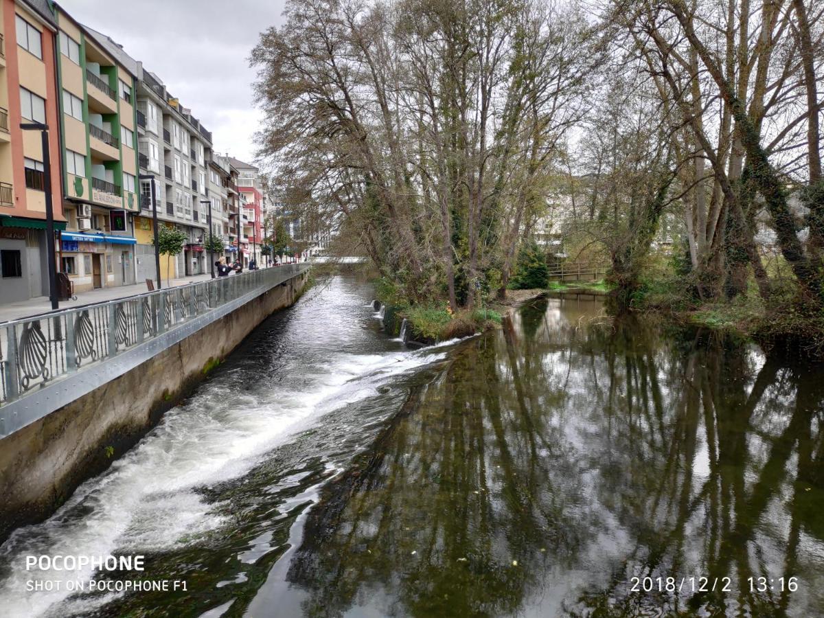 Sleeping Sarria Hotel Bagian luar foto