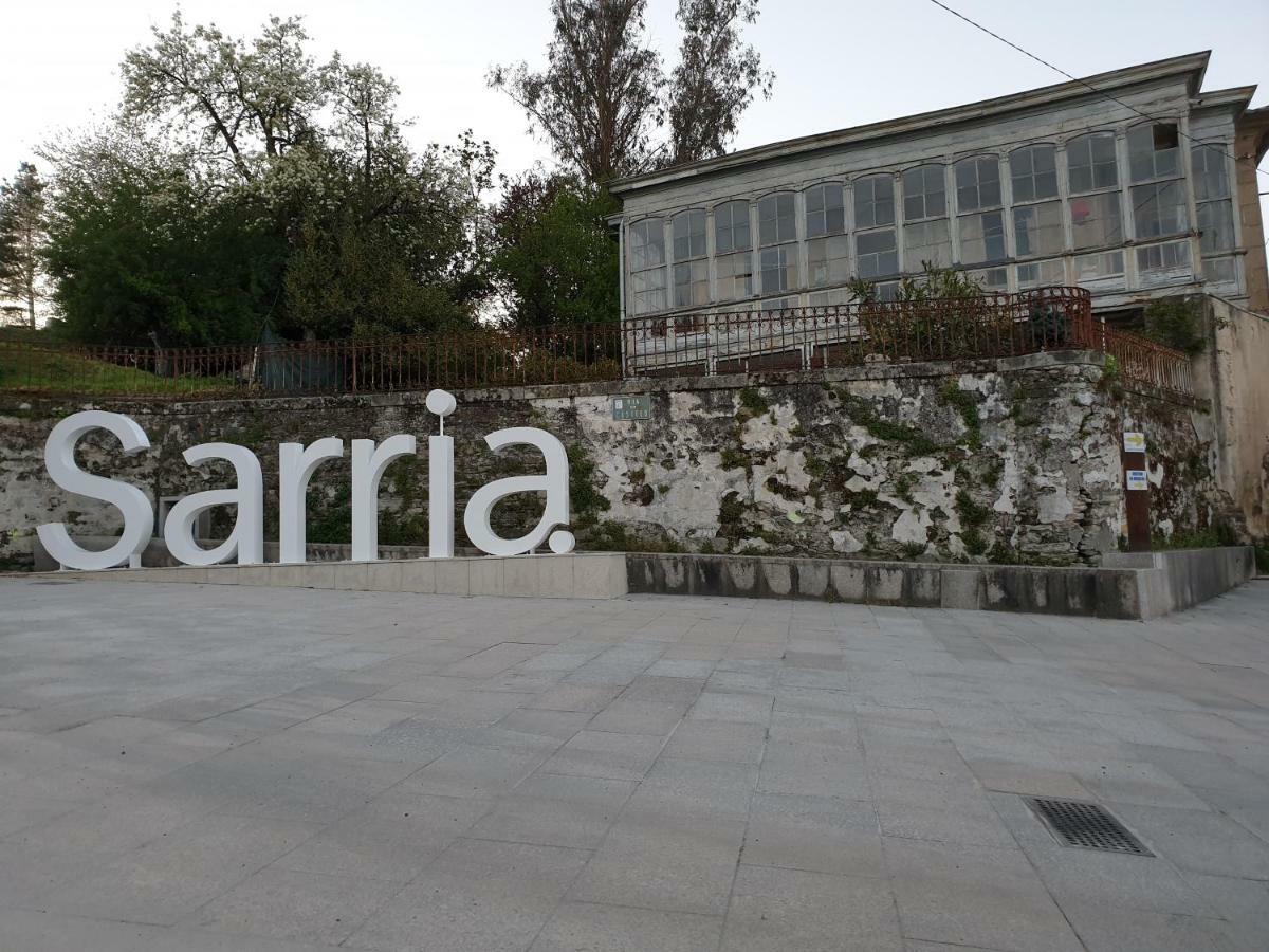 Sleeping Sarria Hotel Bagian luar foto